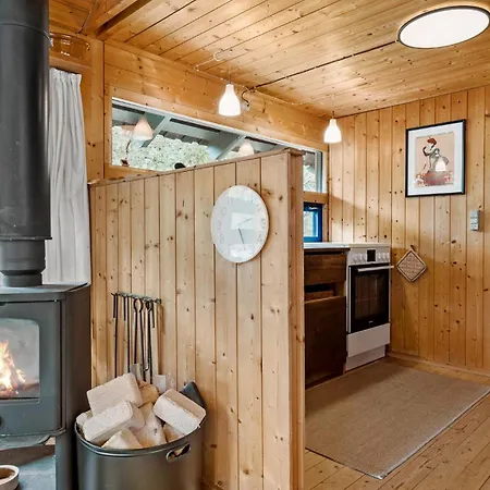 2 Bedroom In Nexo Ferienhaus