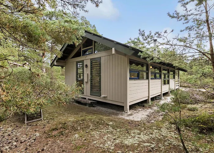 Holiday home 2 Bedroom In Nexo Vester Somarken