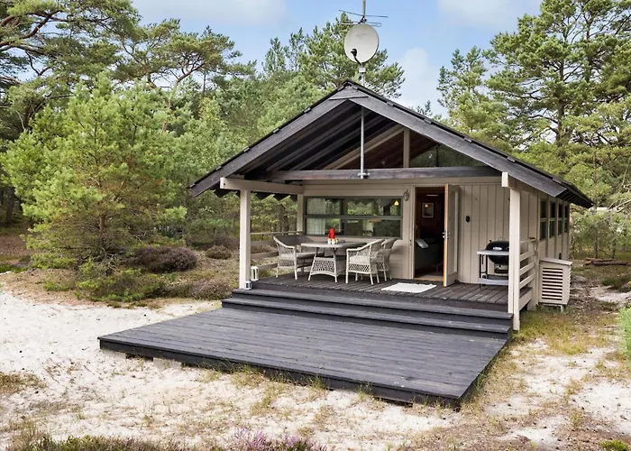 2 Bedroom In Nexo * Vester Somarken